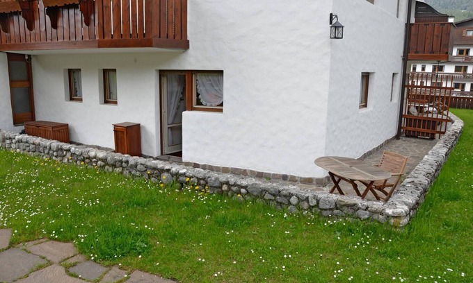 Cortina d'Ampezzo Historic Centre Apartment | Apartment for a relaxing stay in the Dolomites