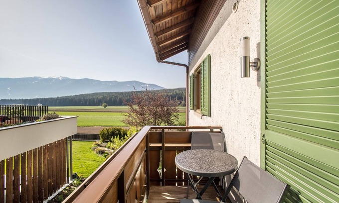 Pfalzen Apartment | Apartment 'Haus Rieder Paul 2' with Mountain View, Shared Garden and Wi-Fi
