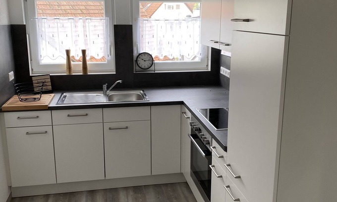 Huettlingen House | Apartment in central location with balcony