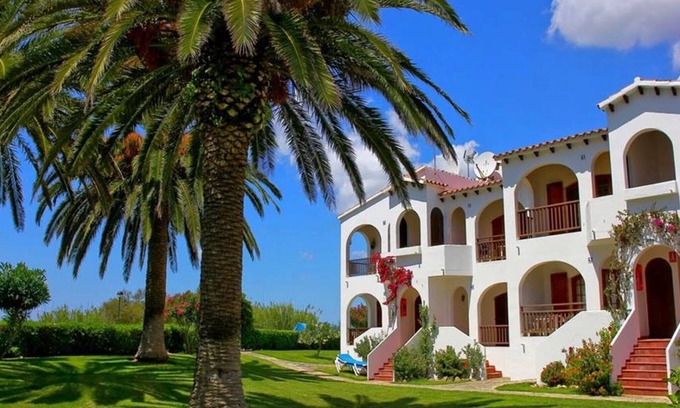 Sant Jaume Mediterrani Apartment | Apartment in Complex with Pool - Girasol Garden Superior 2 C