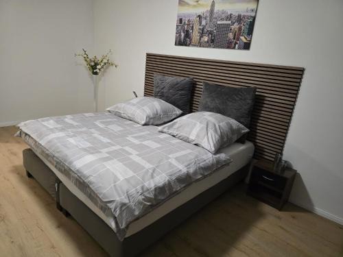 Rheinau Apartment | Apartment in Mannheim