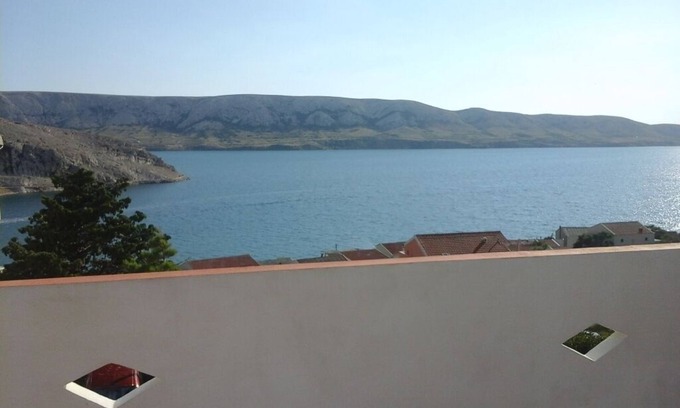 Metajna Apartment | Apartment in Metajna with Seaview, Balcony, Air condition, WIFI (4890-2)