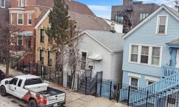 Wicker Park Apartment | Apartment in Vibrant Wicker Park