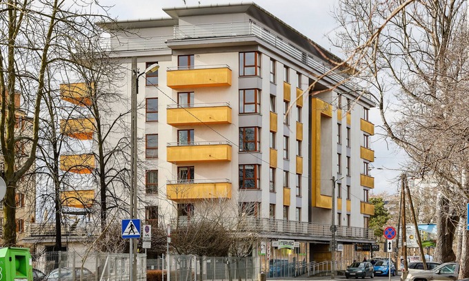 Krakow Apartment | Apartment Krakow Rydlowka 44 by Renters