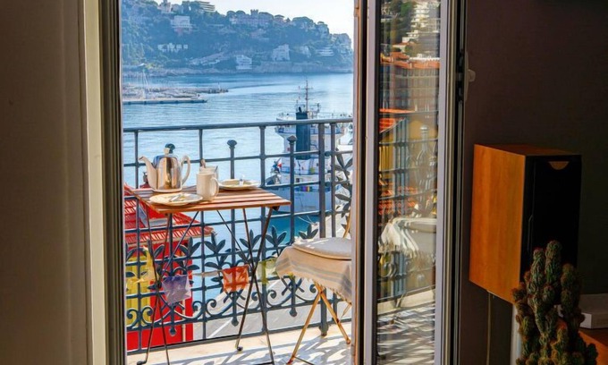 Nice Apartment | Apartment Le Castelet in Nice - 4 persons, 2 bedrooms