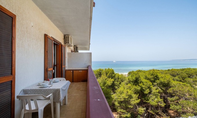 Rivabella Apartment | Apartment 'Le Dune Vista Mare' with Sea View, Balcony and Air Conditioning