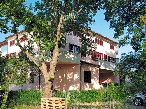 Vinkuran Apartment | Apartment Lorenzin by Interhome