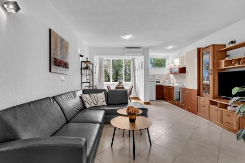 Bili brig Apartment | Apartment Lov&Mar with parking