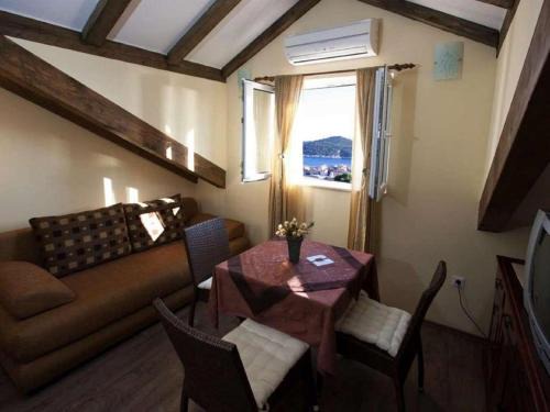 Gornji Kono Apartment | Apartment Magic - One Bedroom Apartment with Sea View