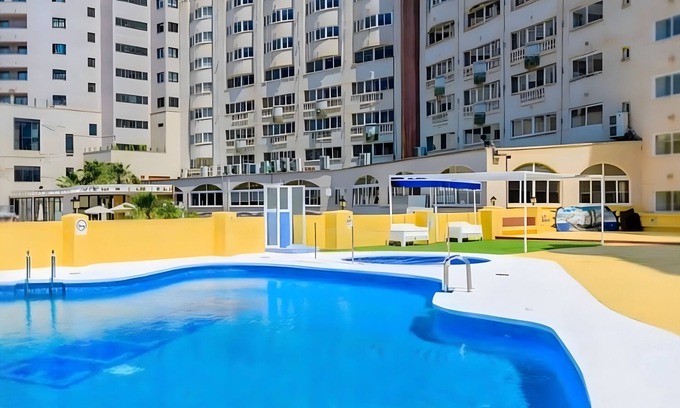 Marina d'Or Apartment | Apartment 'Marinador Josmar' with Sea View, Shared Pool and Air Conditioning