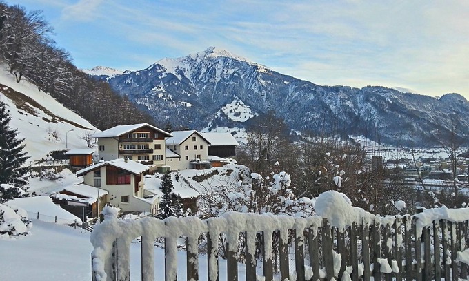 Mastrils Apartment | Apartment near Pizol