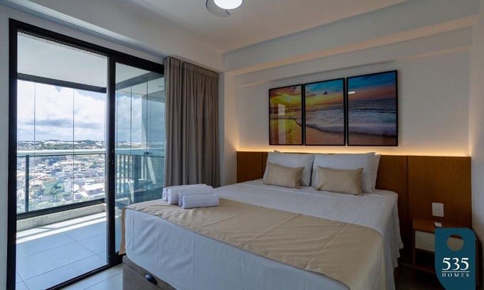 Stella Maris Apartment | Apartment on the building with a rooftop pool