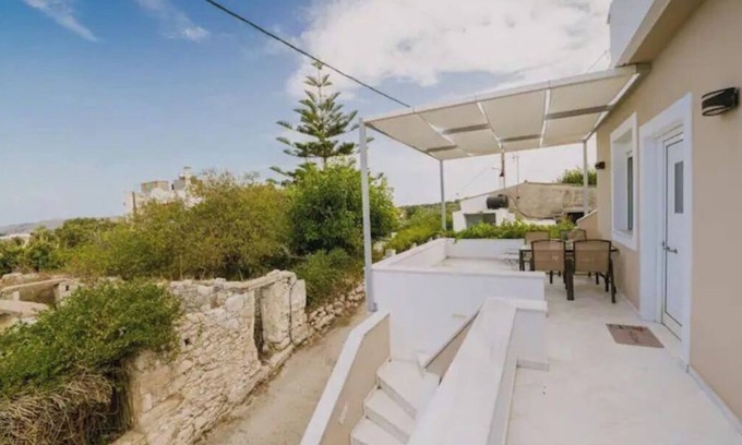 Monopari Apartment | Apartment 'Palailimnos' with sea view, WLAN and air conditioning