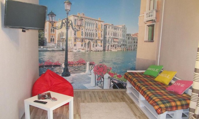 Pervomaysky District Apartment | Apartment Provans