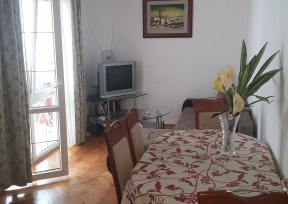 Sutomore Apartment | Apartment Raonic