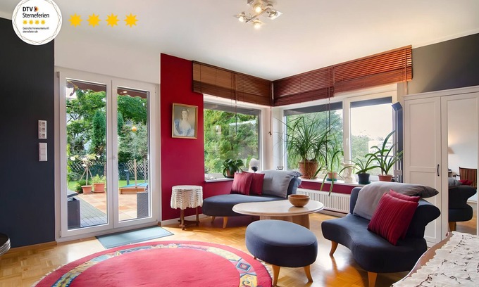 Sigmaringen Apartment | Apartment 'Refugium mit Schlossblick' with Private Terrace, Shared Garden and Wi-Fi