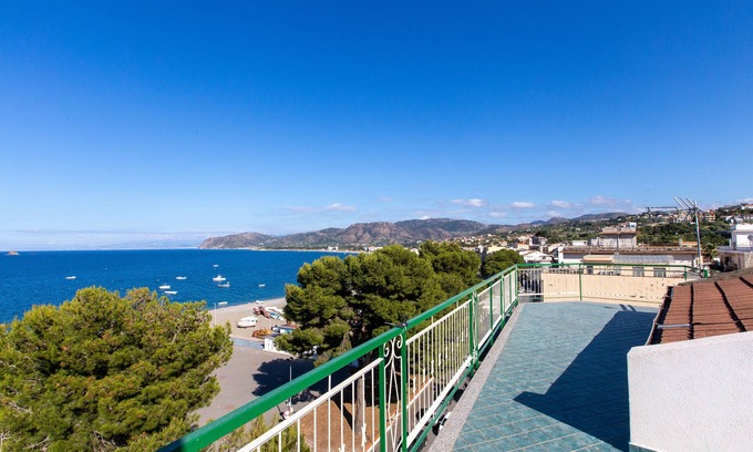 Marina di Patti Apartment | Apartment 'Seaview 2' with Sea View, Wi-Fi and Air Conditioning
