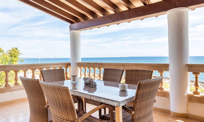 Sa Rapita Apartment | Apartment 'Vistamar Sa Rapita' with Sea View, Wi-Fi and Air Conditioning