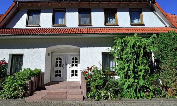 Eimelrod Apartment | Apartment with garden in Eimelrod