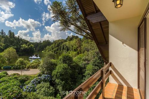 Bairro Lago Negro Apartment | Apartment with 2 Bedrooms and Lake View RLA0201