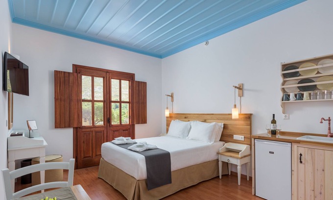 Pedi Apartment | Apartment with Sea View D, Symi