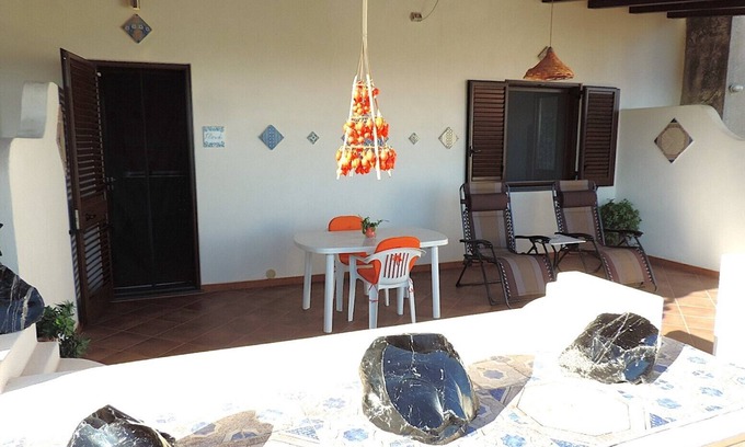 Pianoconte Apartment | Apartment with sunset view of the islands of Alicudi and Filicudi