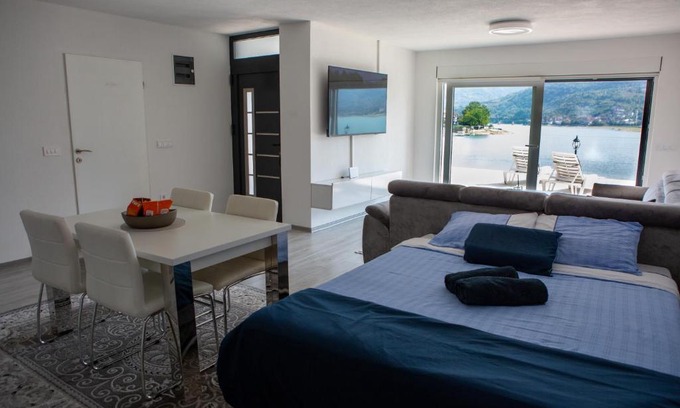 Konjic Apartment | Apartment WLV- with lake view