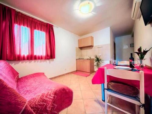 Pasadur Apartment | Apartments Bruna Lastovo-Standard One Bedroom Apartment with Balcony and Sea View-Crveni