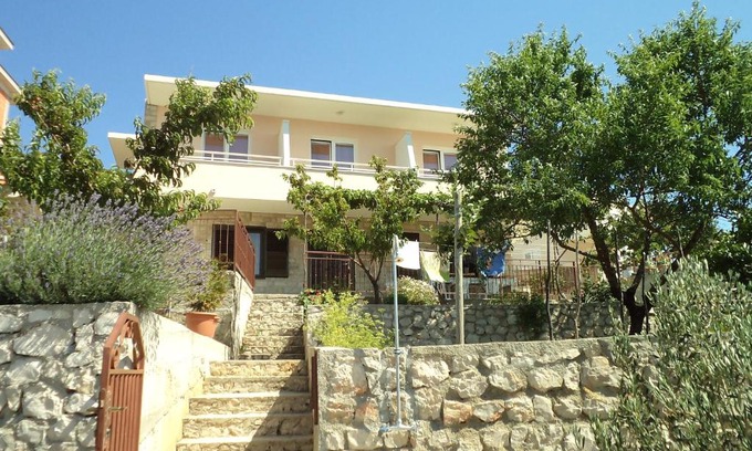 Razanj Apartment | Apartments by the sea Razanj, Rogoznica - 2100