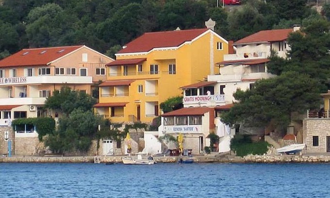 Zaklopatica Apartment | Apartments by the sea Zaklopatica, Lastovo - 8393