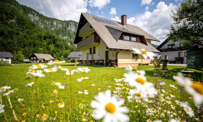 Bohinj Apartment | Apartments Darinka Mencinger