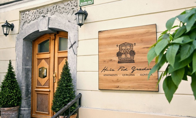 Ljubljana City Centre Apartment | Apartments Hiša Pod Gradom