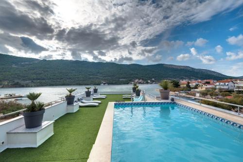 Grebastica Apartment | Apartments Holidays Roko
