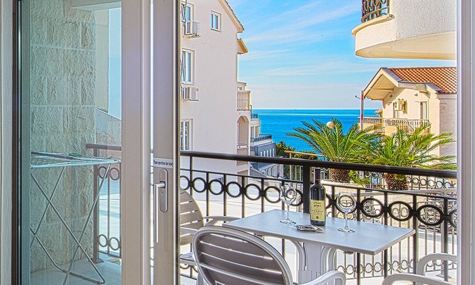 Sveti Stefan Apartment | Apartments Jovan