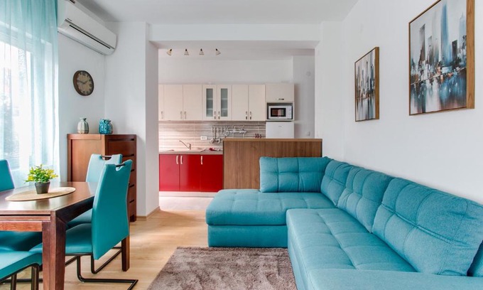 Budva Apartment | Apartments LORA 13.Jula, 15