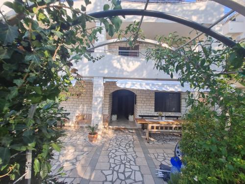 Brodarica Apartment | Apartments Lucija-Klara