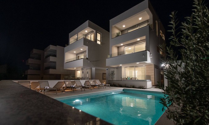 Zrce Apartment | Apartments Mare B with pool