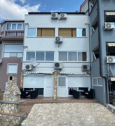 Municipality of Omisalj Apartment | Apartments Michael & Petra , Omisalj, Insel Krk, Kroatien