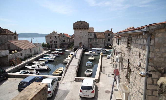 Kastel Gomilica Apartment | Apartments More