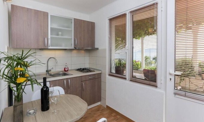 Drace Apartment | Apartments Stipo - One Bedroom Apartment with Terrace and Sea View (A4)