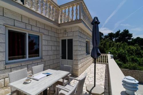 Orebic Apartment | Apartments Villa Dinga -Borak - Comfort Two Bedroom Apartment with Balcony No 6