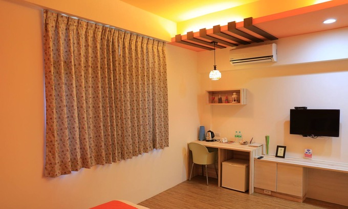 West Central District House | Aphappy Home