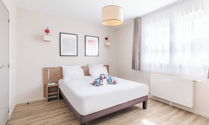 Chateaudun-Bannier Apartment | Appart'City Confort Orléans