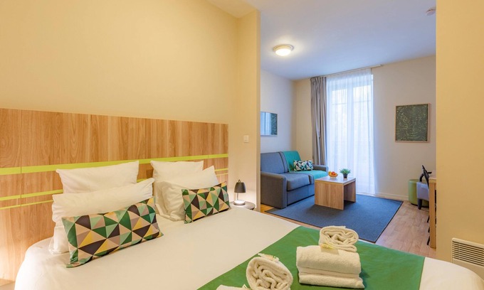 Decre-Cathedrale Apartment | Appart’City Confort Nantes Centre