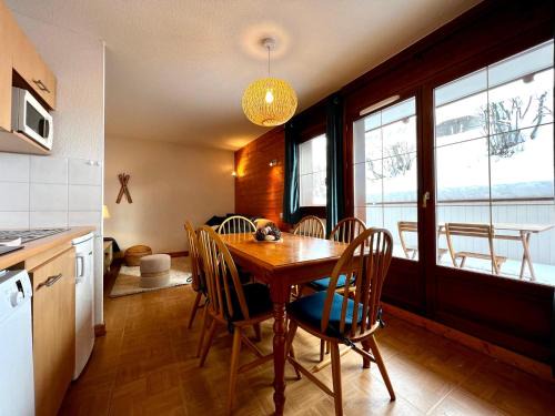 Flumet Apartment | Appartement 2 chambres avec piscine intérieure et terrasse au pied des pistes, Flumet - FR-1-505-189