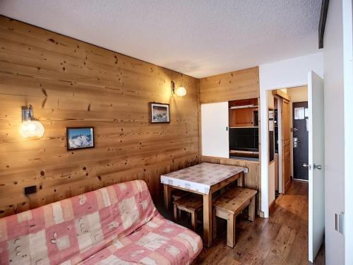 Reberty Apartment | Appartement 2 pièces 5 pers, balcon sud-est, au pied des pistes, Les Menuires, Résidence Le Génépi - FR-1-178-300
