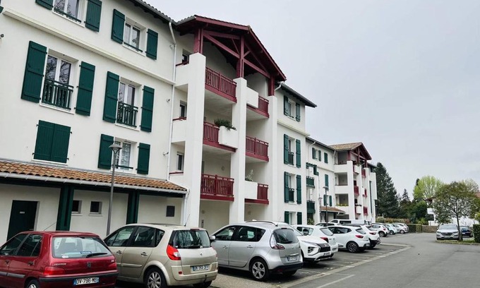 Cambo-les-Bains Apartment | Appartement Cambo-les-Bains, 3 pièces, 4 personnes - FR-1-495-22