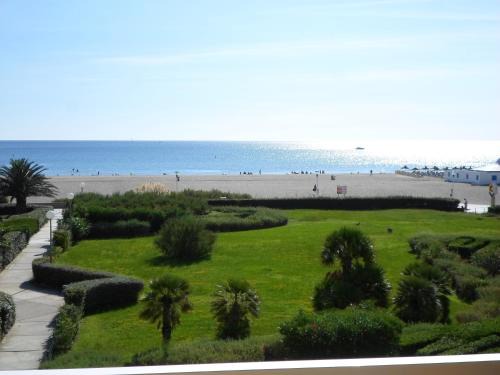 La Cote Radieuse Apartment | Appartement climatise Vue Mer 208