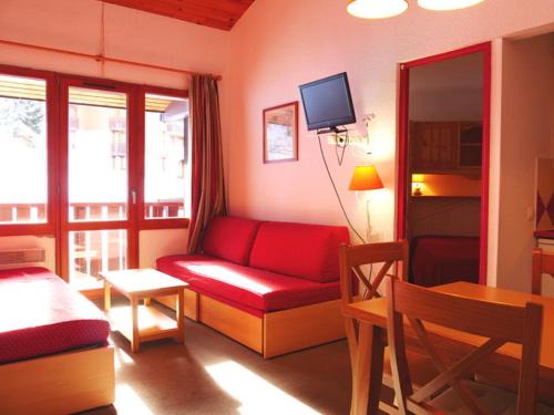 Bellentre Apartment | Appartement cosy 2 pièces + cabine, ski-in/ski-out, balcon sud, rénové, 6 pers, Montchavin Les Coches - FR-1-329-15