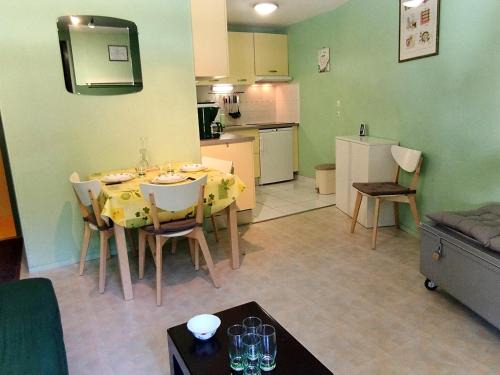 Prapoutel Apartment | Appartement cosy avec balcon, à proximité du centre aquatique et des randonnées - FR-1-771-38